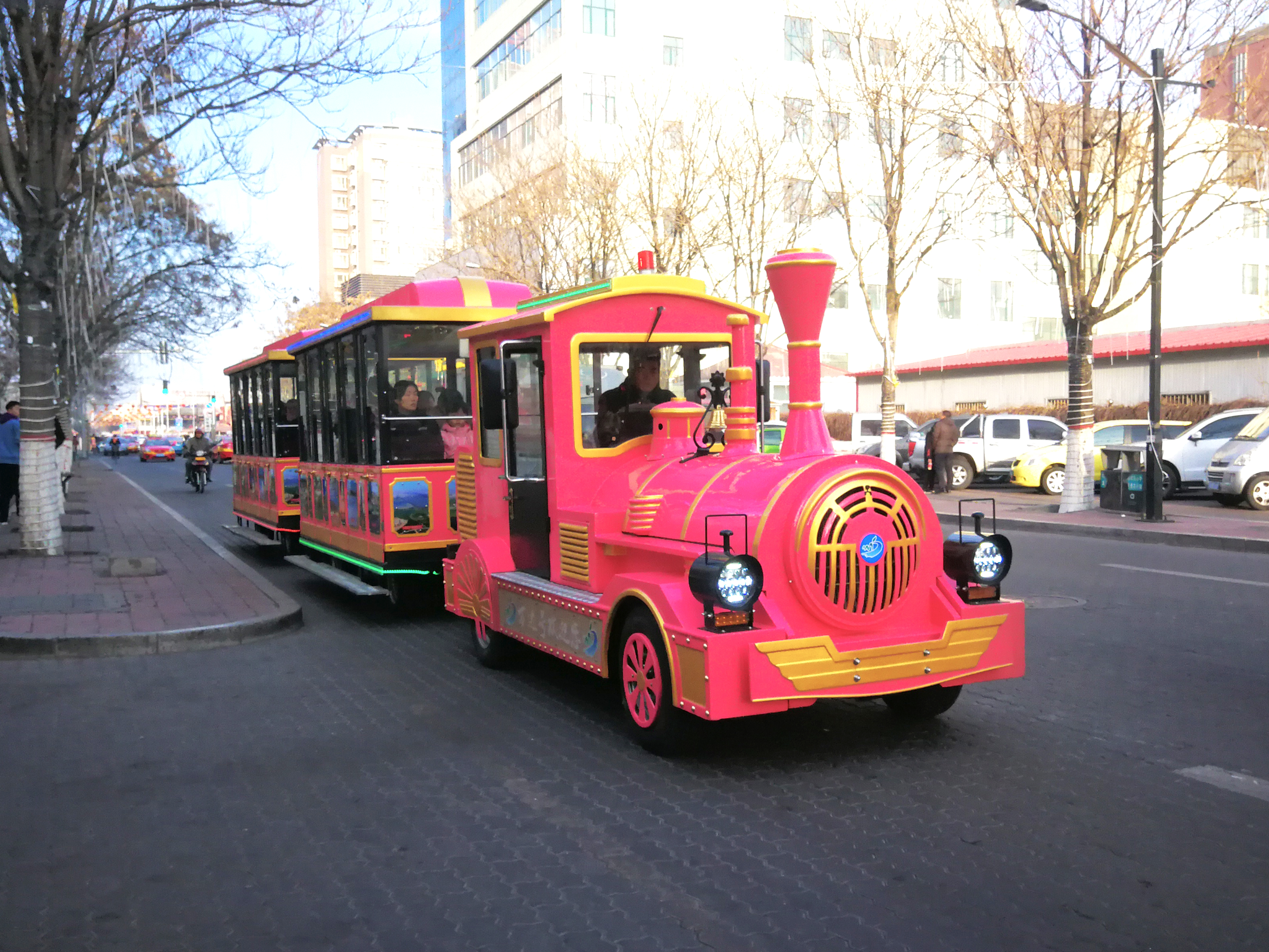 景區無軌小火車